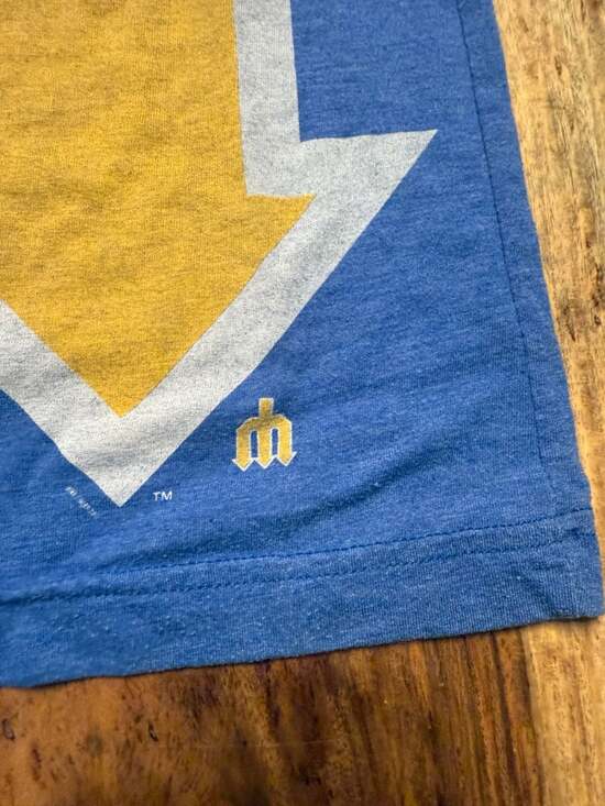 Nike Seattle Mariners Cooperstown Collection Logo Tri-Blend T-Shirt large - Picture 2 of 4